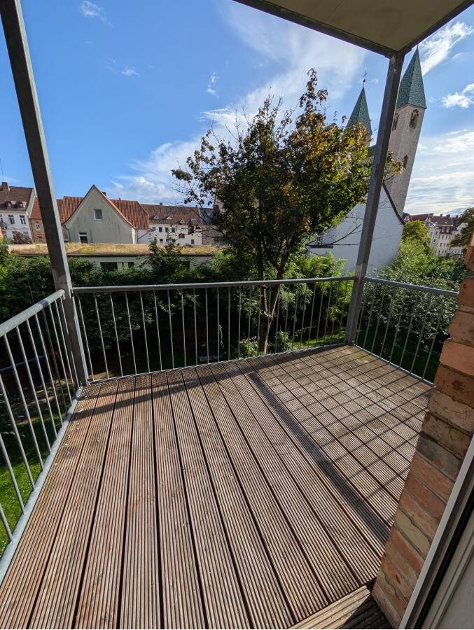 Attraktive 5-Zimmer-Wohnung mit Balkon in der Hildesheimer Oststadt