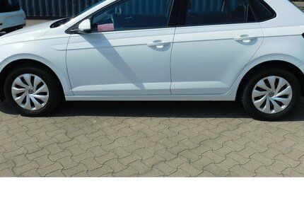 VW Polo 1.0 Life MPI BMT 4Trg Klima Navi LED 11.400 km 15.990 € Vordorf 38533