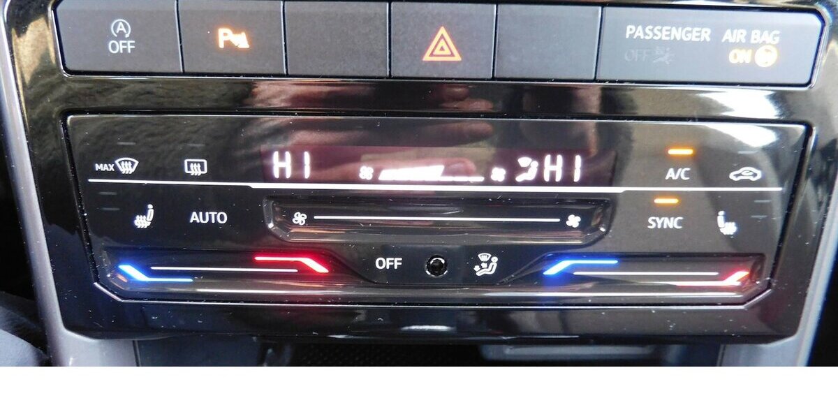 VW T-Cross 1.0 Life BMT TSI Klima Navi 39.500 km 17.690 &euro; Vordorf 38533