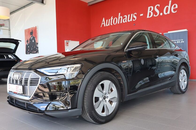 Audi e-tron 46.037 km 27.900 € Braunschweig 38116