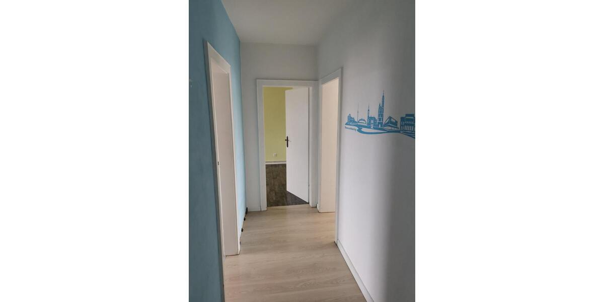 Etagenwohnung Braunschweig Nordstadt - 3 Zimmer, 22 m&sup2;, 400&euro; | Angebot:24996801
