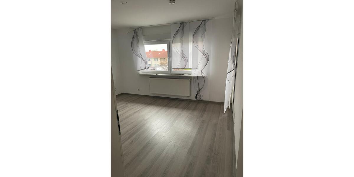 Etagenwohnung Lengede - 6 Zimmer, 120 m&sup2;, 1.440&euro; | Angebot:25887202