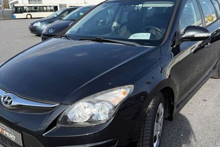 Hyundai i30 174.675 km 3.000 &euro; Salzgitter 38229