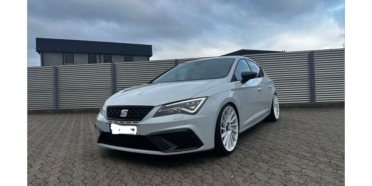 Seat Leon 127.000 km 18.100 &euro; Vechelde 38159
