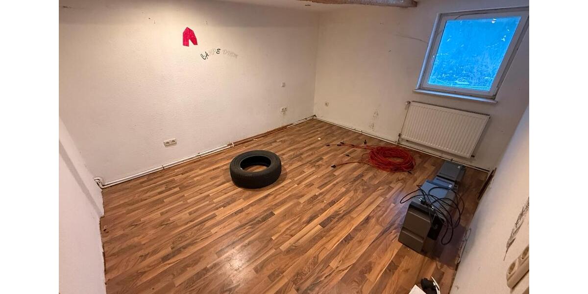 Einfamilienhaus Bockenem - 6 Zimmer, 160 m&sup2;, 99.000&euro; | Angebot:24803455