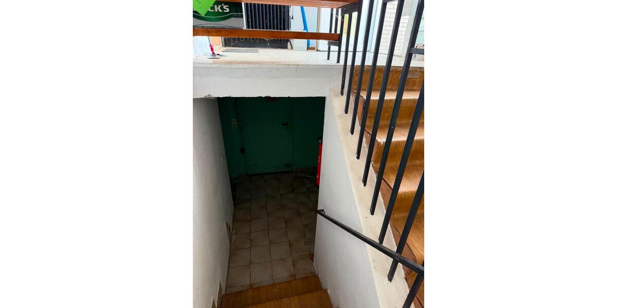 Einfamilienhaus Schwülper - 8 Zimmer, 220 m&sup2;, 259.000&euro; | Angebot:27162853