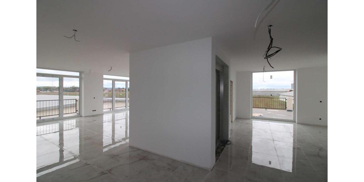 Repräsentative und moderne Bürofläche im Neubau - Dachgeschoss zimmer