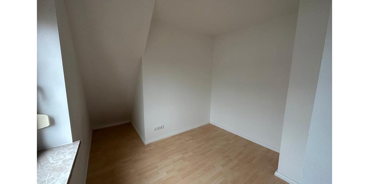 Ab 1. April zu vermieten mit garten, 5 Zimmer in Groß Schwülper 5 zimmer