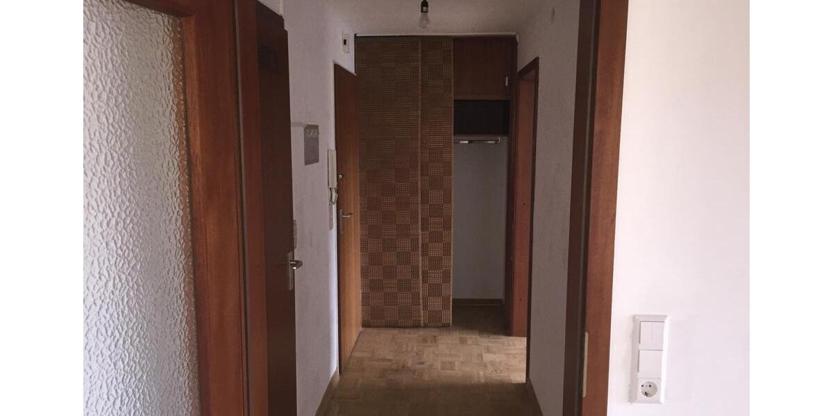 Dachgeschoßwohnung Salzgitter Ortschaft Südost - 3 Zimmer, 63 m&sup2;, 105.000&euro; | Angebot:26236315