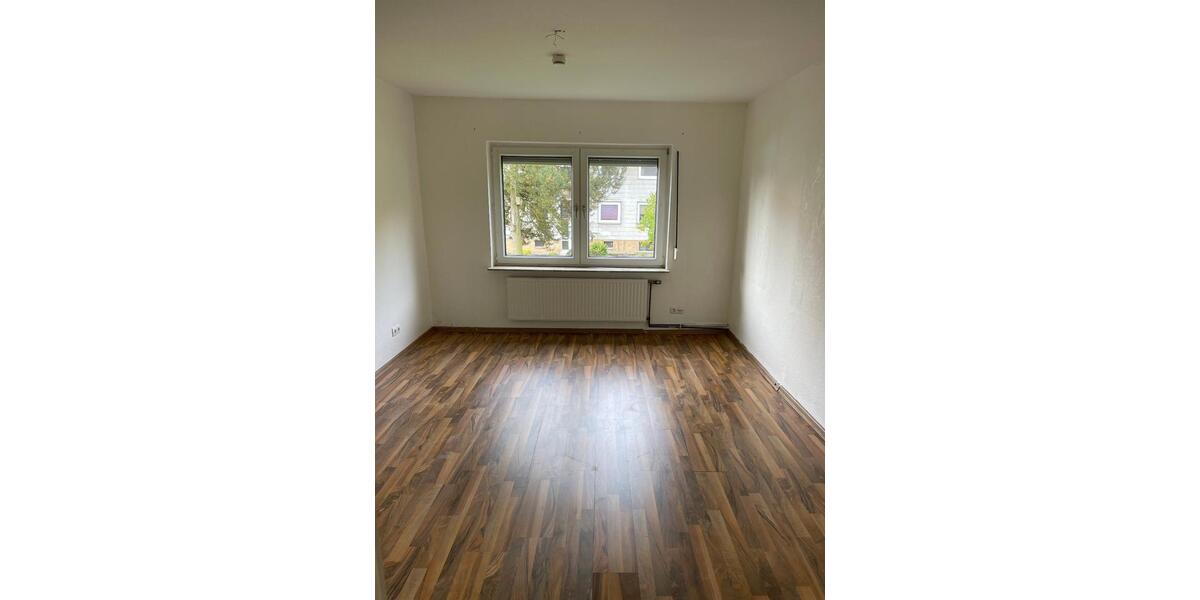 Erdgeschoßwohnung Salzgitter Ortschaft Südost - 3 Zimmer, 85 m&sup2;, 490&euro; | Angebot:26327308