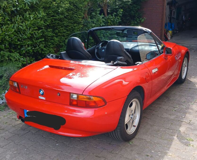BMW Z3 65.000 km 9.999 € Braunschweig 38102