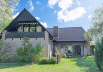 3-Familienhaus mit Gewerbe am Naturschutzgebiet