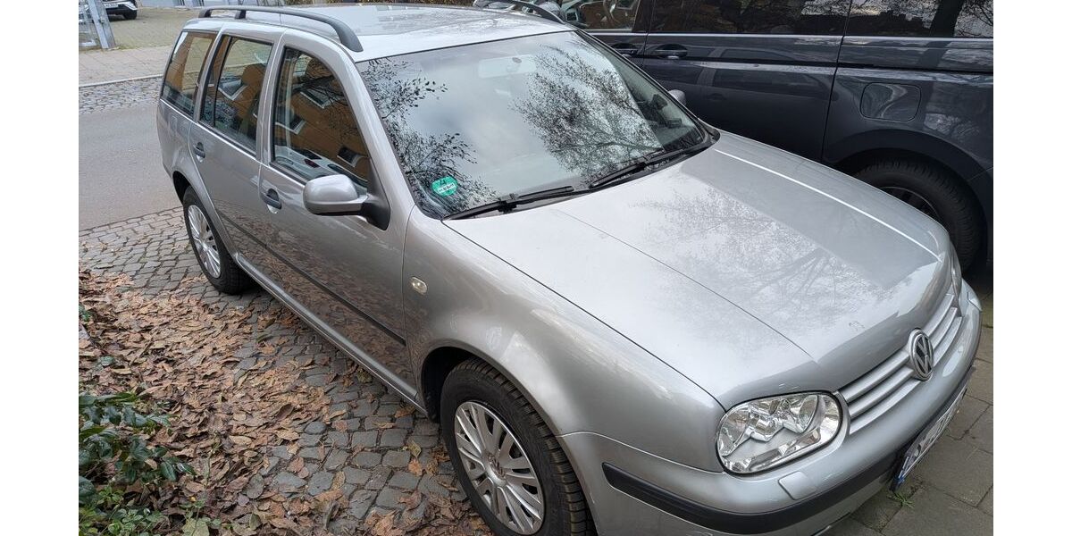VW Golf 111.000 km 3.900 € Braunschweig 38106
