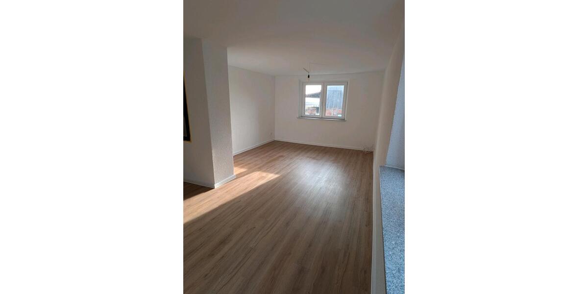 Moderne 4-Zi-Wohnung mit Dachterrasse und eigenem Eingang 4 zimmer