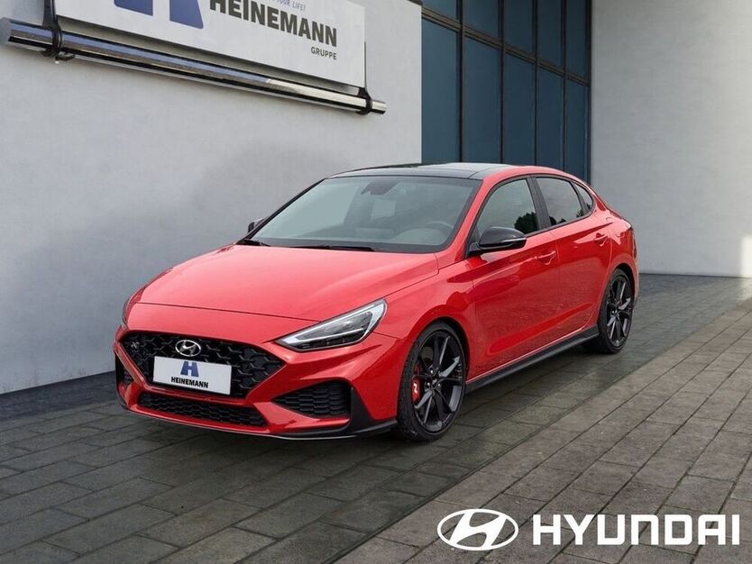i30