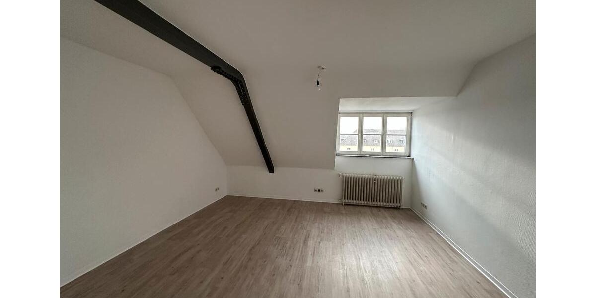 Gewerbeobjekt Hildesheim Oststadt/Stadtfeld - 5 Zimmer, 192 m&sup2;, 790&euro; | Angebot:26086047