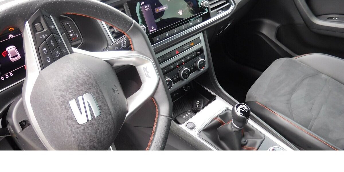 Seat Ateca 1.5 Fr-Line BMT Navi Klima Alu Radio 28.800 km 23.990 &euro; Vordorf 38533