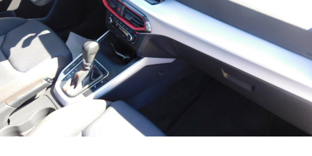 Seat Arona 1.0 FR-Line TSI BMT DSG Klima Navi 35.800 km 17.690 &euro; Vordorf 38533