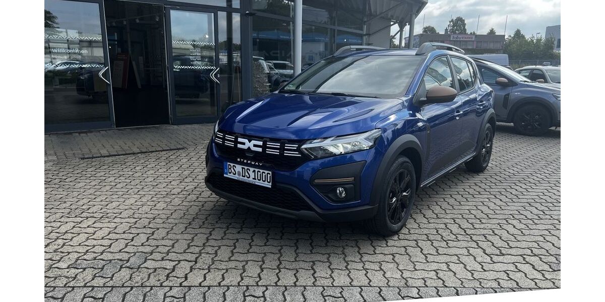 Dacia Sandero 7.641 km 19.290 &euro; Braunschweig 38124