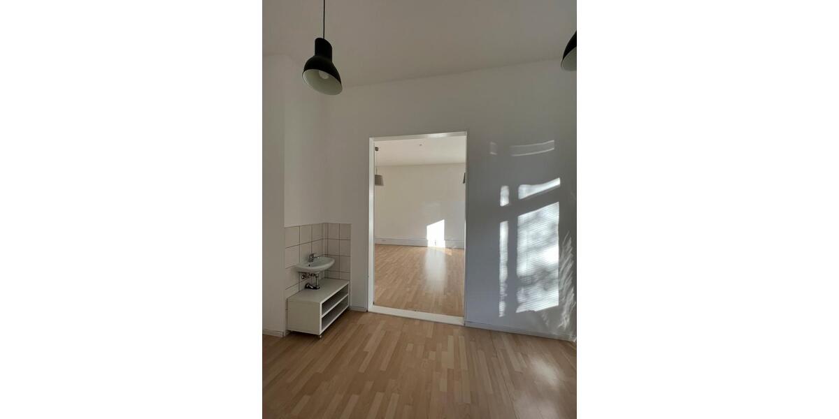 Hochparterre Hildesheim - 4 Zimmer, 103 m&sup2;, 1.140&euro; | Angebot:26233635