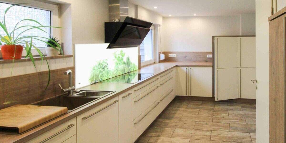 Attraktiv saniertes Einfamilienhaus mit viel Platz - Ihr neues Zuhause in IlsedeBülten 8 zimmer