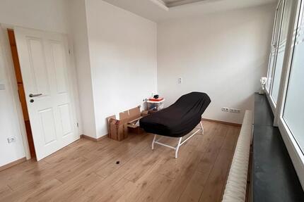 Raum zur Untervermietung 1 zimmer