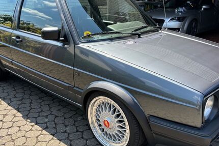VW Golf 102.000 km 11.500 &euro; Heere 38277