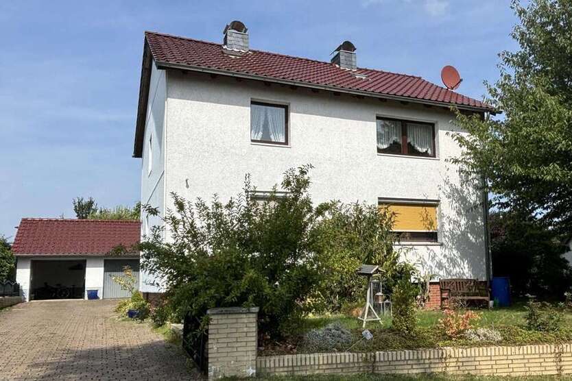Haus zum Kaufen in Königslutter 229.000 € 125.31 m²