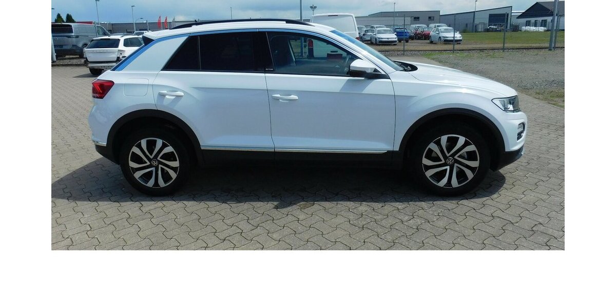 VW T-Roc 1.5 Active Comfortline TSI BMT Navi Klima 21.700 km 21.990 &euro; Vordorf 38533