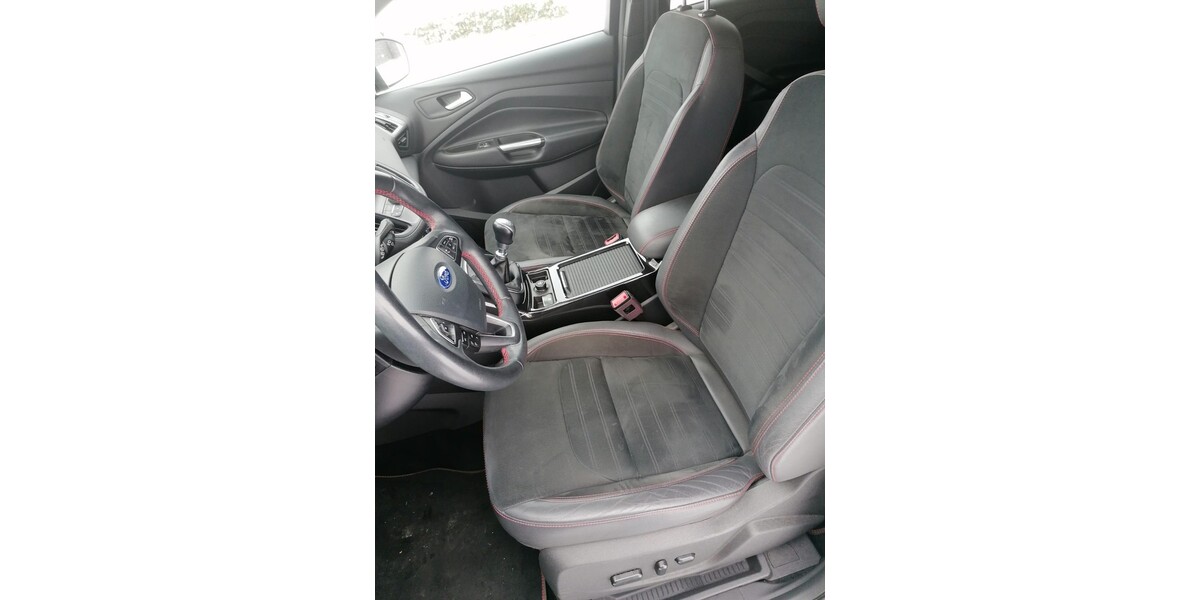 Ford Kuga 128.000 km 12.600 &euro; Wolfenbüttel 38300