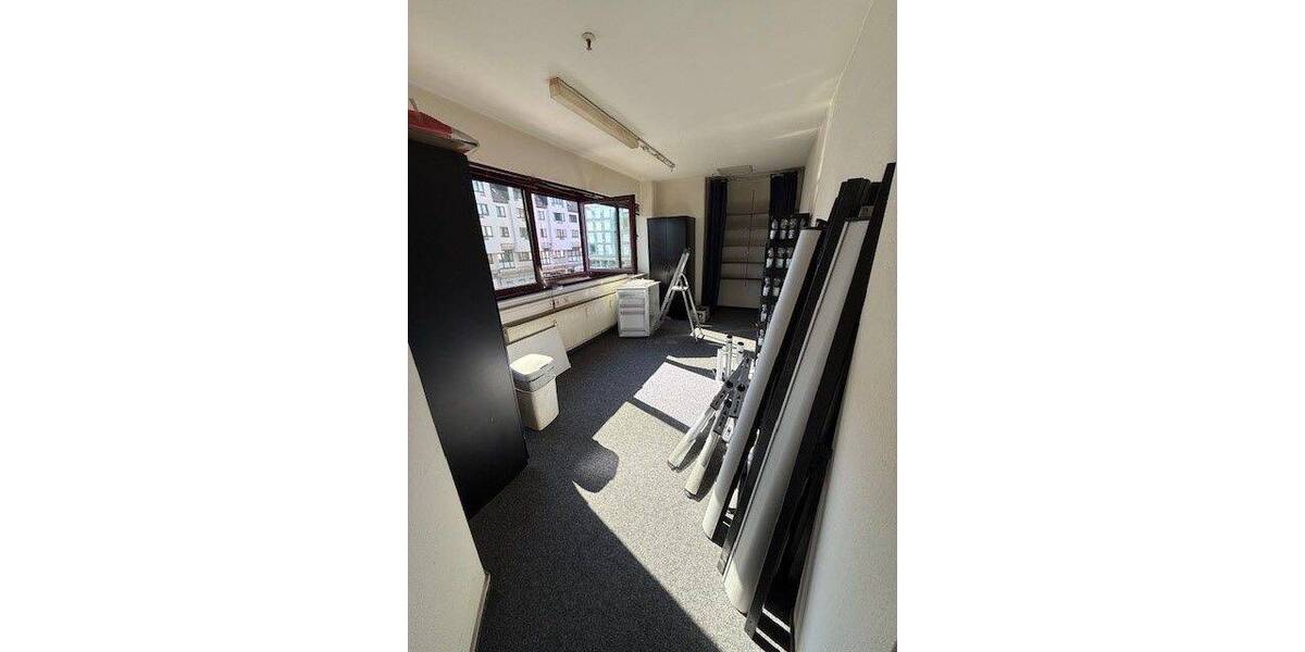 Gewerbeobjekt Braunschweig Innenstadt - 5 Zimmer, 396 m&sup2;, 3.168&euro; | Angebot:25734661