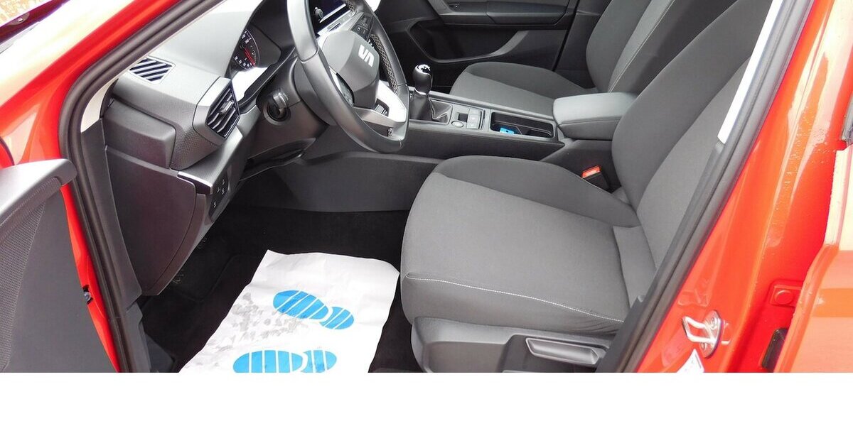 Seat Leon 1.0 Reference TSI BMT LED Klima Navi 45.500 km 15.990 &euro; Vordorf 38533