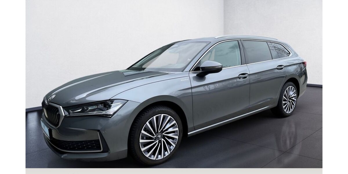 Skoda Superb 15.928 km 40.842 &euro; Goslar 38644