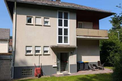 Haus zum Kaufen in Herborn 199.000 € 210 m²