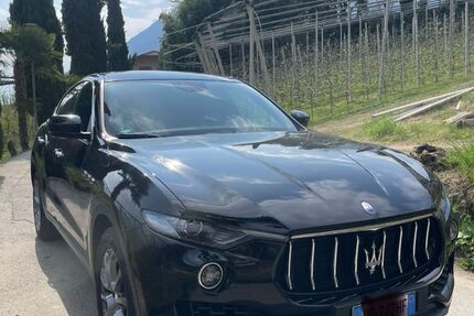 Maserati Levante 162.000 km 36.990 &euro; Salzgitter 38259