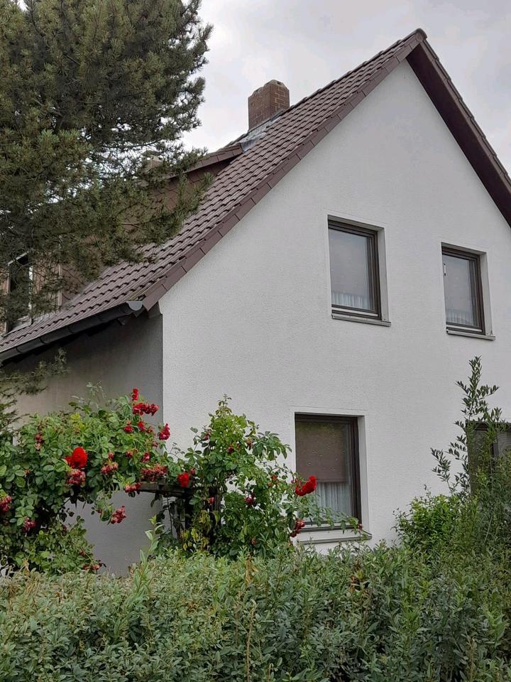 Freistehendes Einfamilienhaus mit Garten in 38159