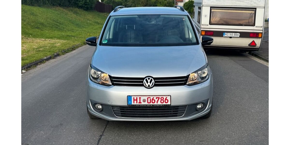 VW Touran 204.800 km 6.450 &euro; Hildesheim 31135