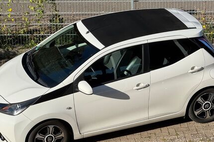 Toyota Aygo (X) 76.000 km 8.500 &euro; Harsum 31177