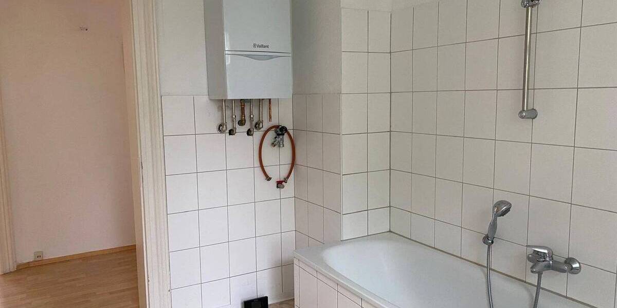 Etagenwohnung Hildesheim Süd - 2 Zimmer, 70 m&sup2;, 525&euro; | Angebot:26684167