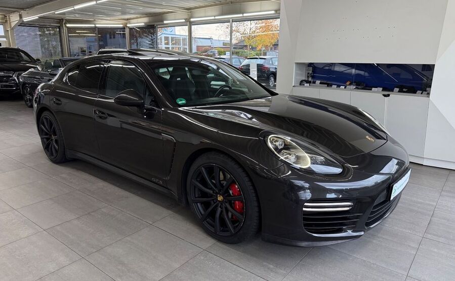 Porsche Panamera 189.500 km 34.990 € Braunschweig 38116