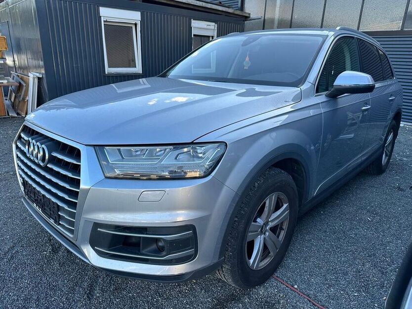 Q7