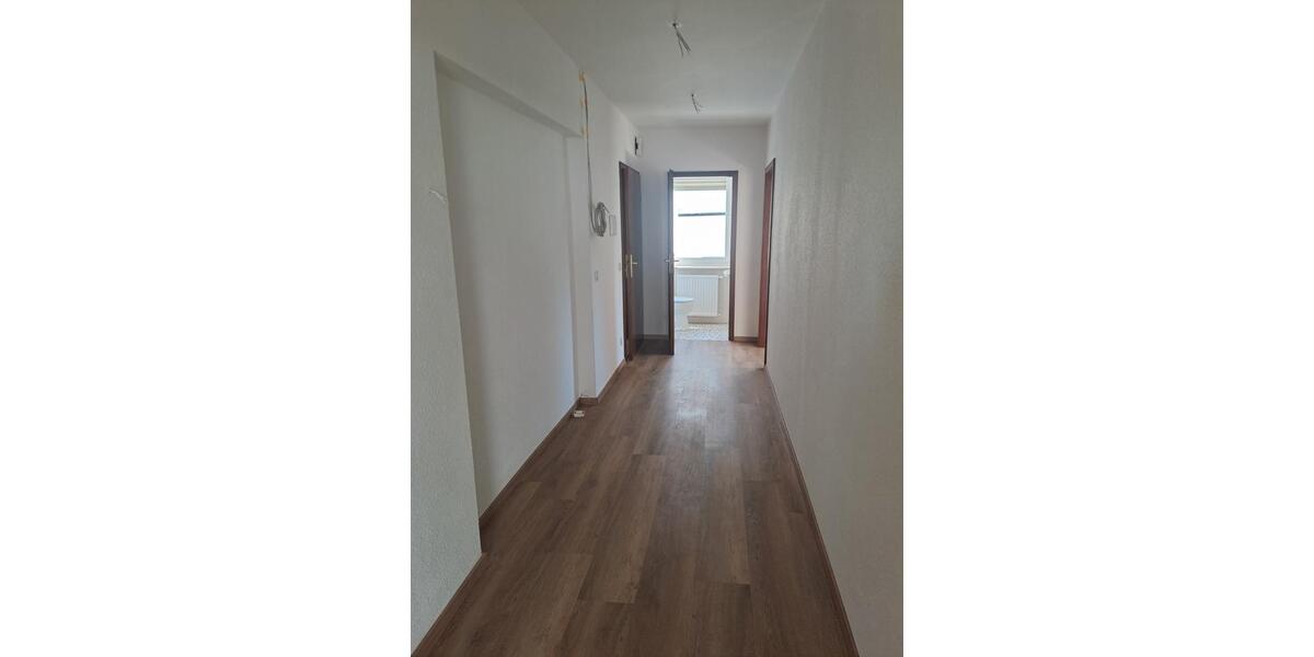 Erdgeschoßwohnung Diekholzen - 4 Zimmer, 109 m&sup2;, 1.000&euro; | Angebot:23781134