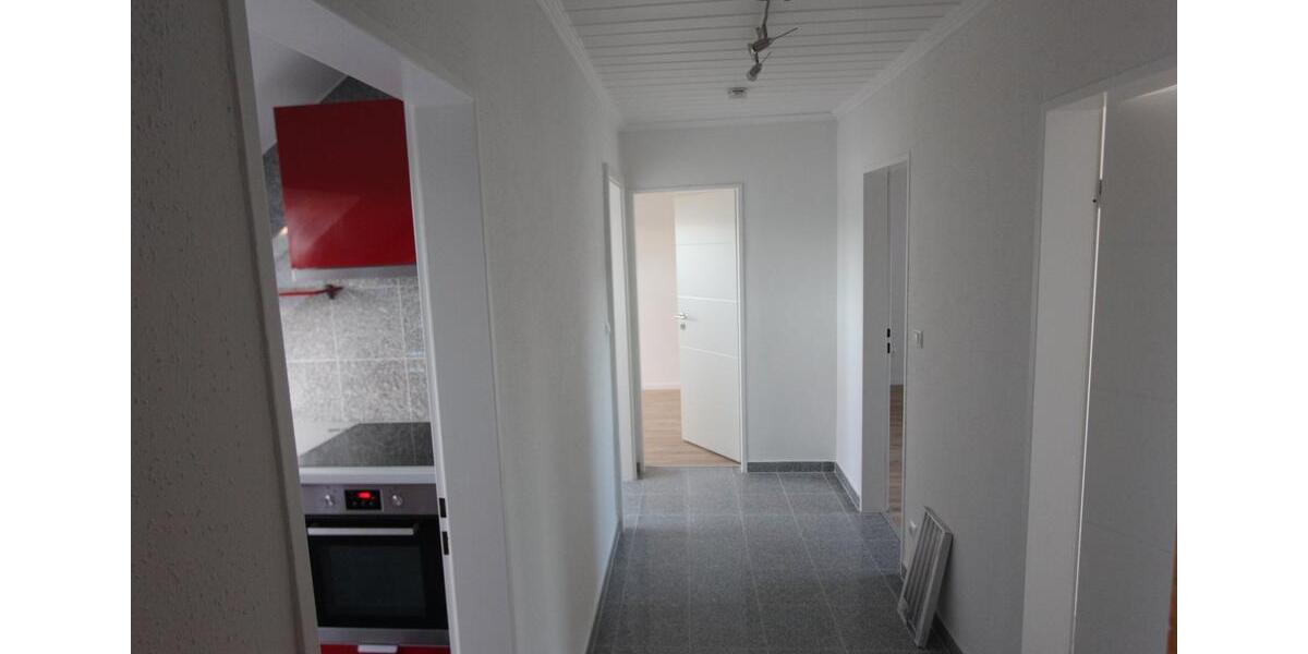 Dachgeschoßwohnung Braunschweig Wabe-Schunter-Beberbach - 3 Zimmer, 56 m&sup2;, 140.000&euro; | Angebot:27226425