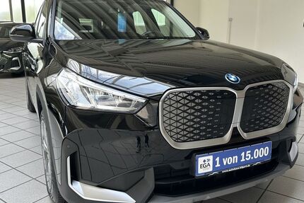 BMW iX1 24.796 km 37.230 &euro; Salzgitter 38228