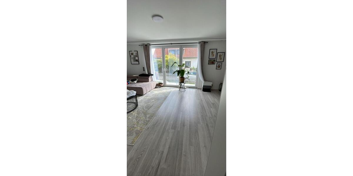 Erdgeschoßwohnung Hildesheim Itzum-Marienburg - 4 Zimmer, 110 m&sup2;, 1.350&euro; | Angebot:26398800