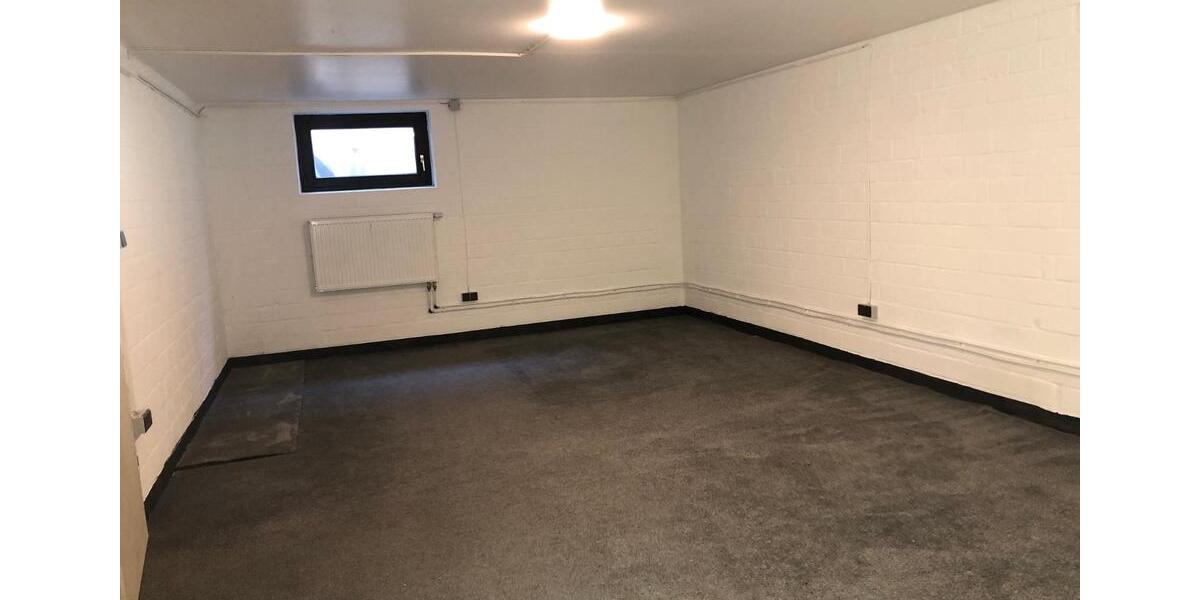 Etagenwohnung Vordorf - 2 Zimmer, 110 m&sup2;, 500&euro; | Angebot:25782504