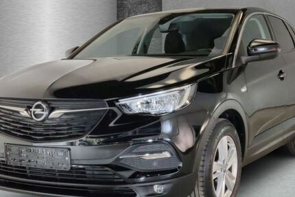 Opel Grandland (X) 97.373 km 16.250 € Braunschweig 38126
