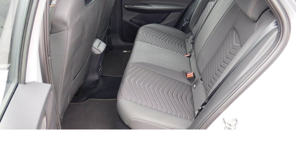 Cupra Born Elektrik 1-Gang Automatik Navi Klima Alu 16.400 km 23.990 &euro; Vordorf 38533