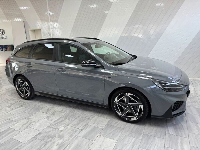 i30