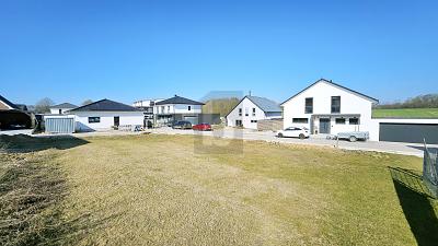 FAMILIENTRAUM IN RUHIGER LAGE